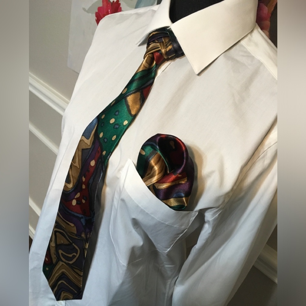 Abstract Multicolor Tie and Pocket Square Set